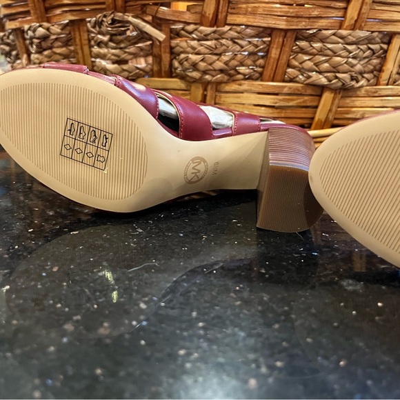 NWT Michael Kors heeled sandals sexy red - Picture 9 of 15
